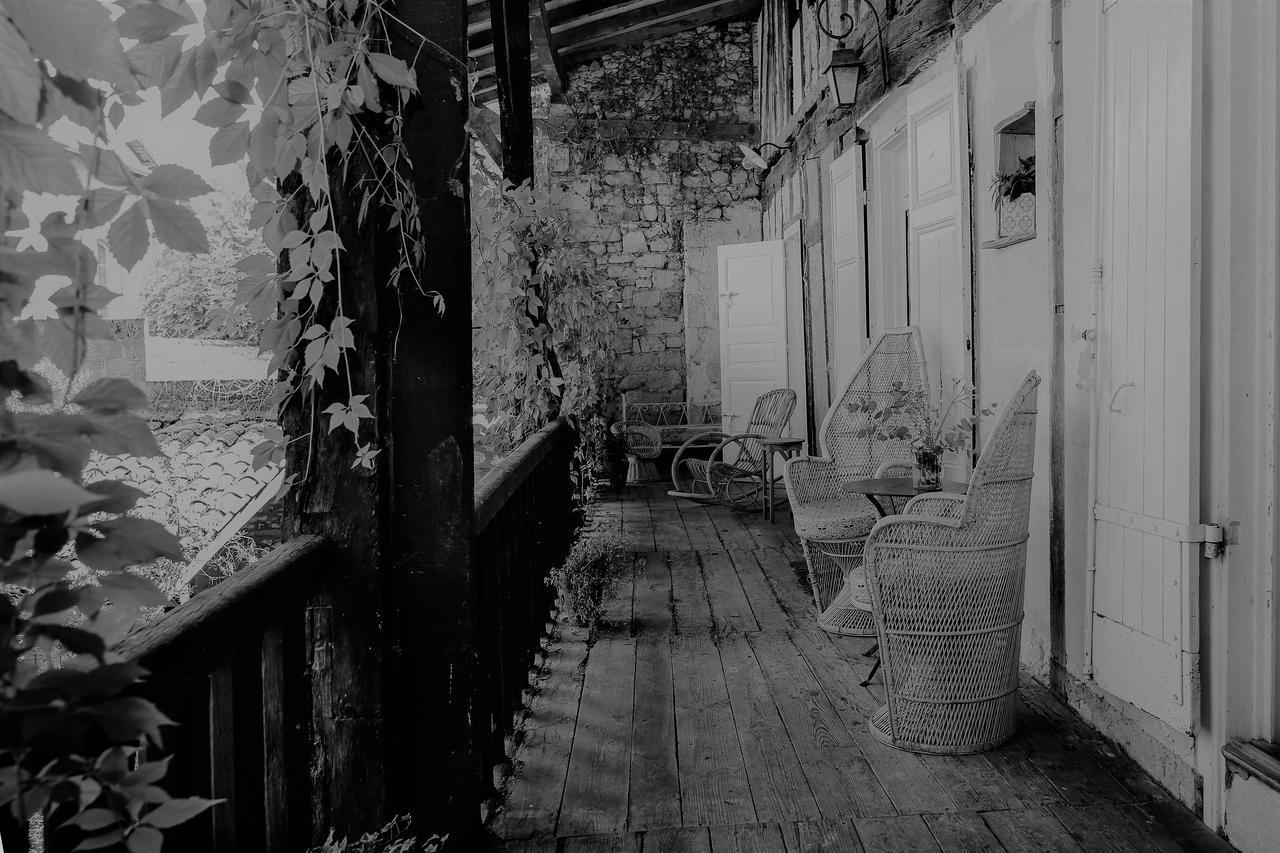 La Maison Bleue Villeréal Eksteriør bilde